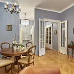Schieszl 2 Apartamento